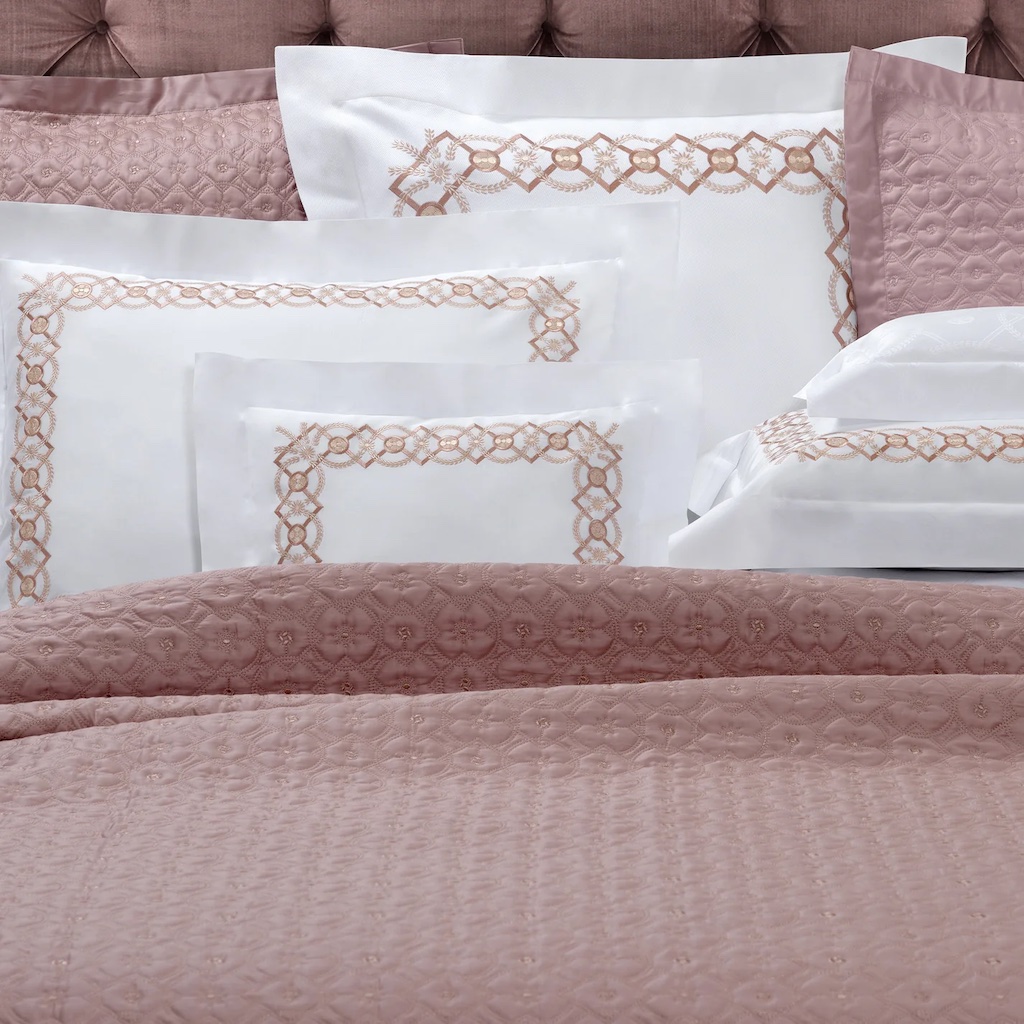 Diamond Wreath Bed and Bath Linens