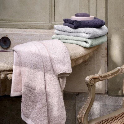 C.F. Pure Towels