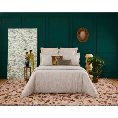 Nymphe Bed Collection