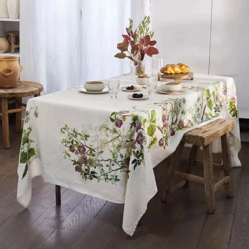 Linen & Cotton Table