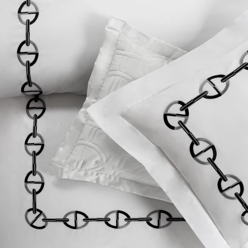 Chaine Bed and Bath Linens