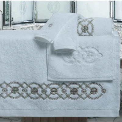 Diamond Wreath Soft Terry Towel