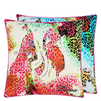 Les Felines Magenta Pillow Retired Pattern