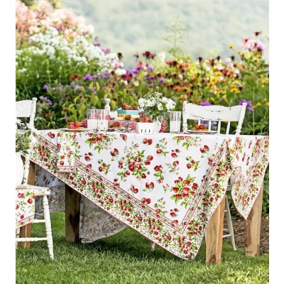 Strawberry Basket Table Linens