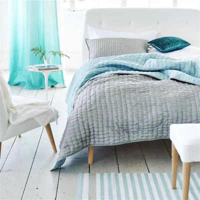 Chenevard Pebble and Duck