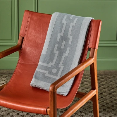 Couture - Tuileries Throw