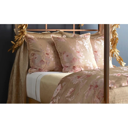 The Met X Ann Gish Collection